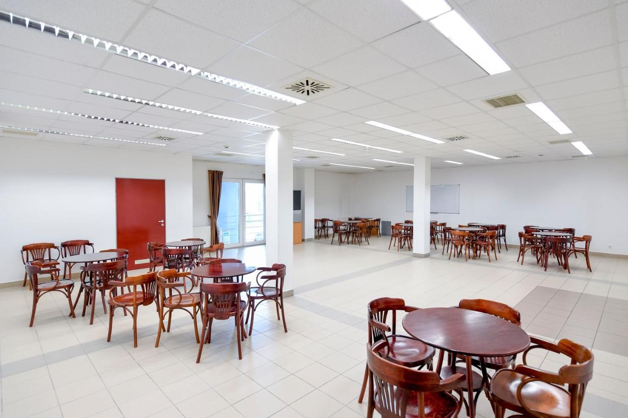 Campus 3*
